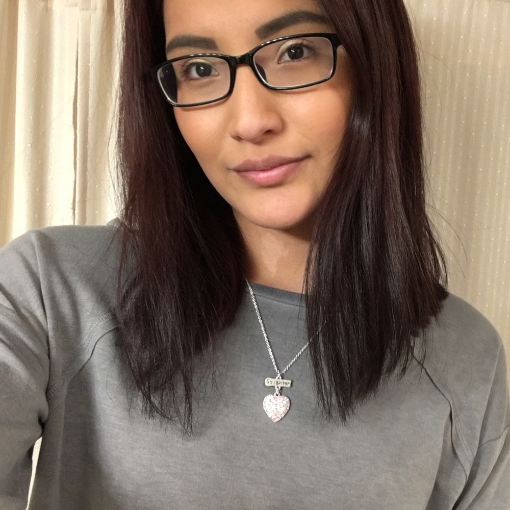 Meet your Posher, Kayla